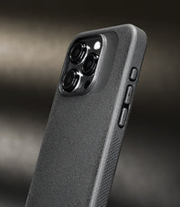 Synthesis - iPhone 15 Pro Max